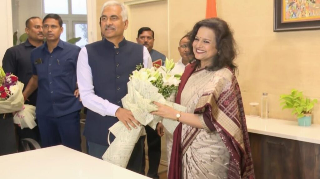 ନୂଆ ମୁଖ୍ୟ ଶାସନ ସଚିବ ଭାବେ ଦାୟିତ୍ବ ନେଲେ ଅନୁ ଗର୍ଗ