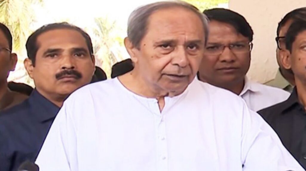 ଏମଏମଡିଆର ଆଇନ ଏବଂ ପାଠ୍ୟପୁସ୍ତକ ଭୁଲକୁ ନେଇ ଓଡ଼ିଶା ବିଧାନସଭାରେ ହଟ୍ଟଗୋଳ; ବିଧାନସଭା ଛାଡିଲେ ନବୀନ